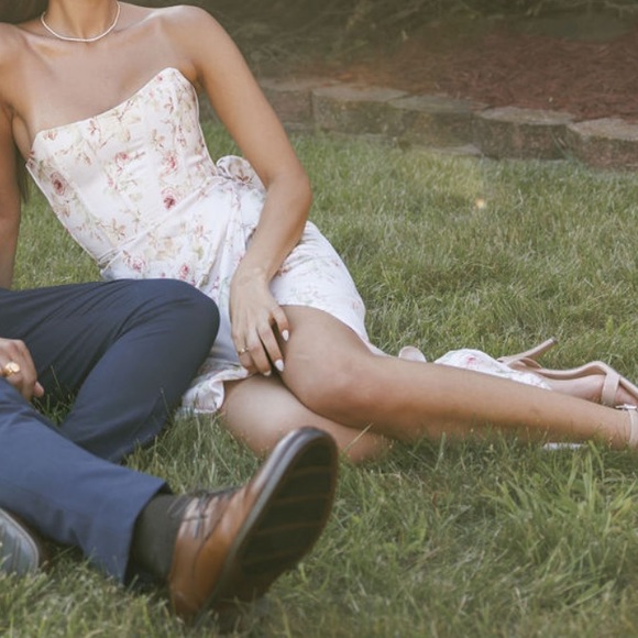 V. Chapman Corset Floral Print Gown - Picture 6 of 8